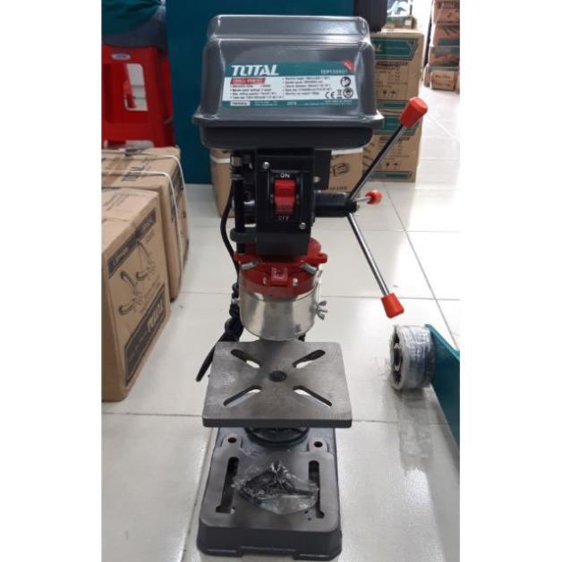 Máy khoan bàn 350W TOTAL TDP133501 Tốc độ không tải: 620-2620 / phút (50Hz) / 740-3100 / phút (60Hz)