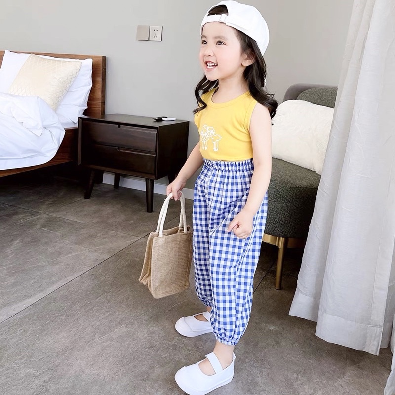 Quần Bom bé gái kẻ Caro Chất Thô mềm mát Royal Kids