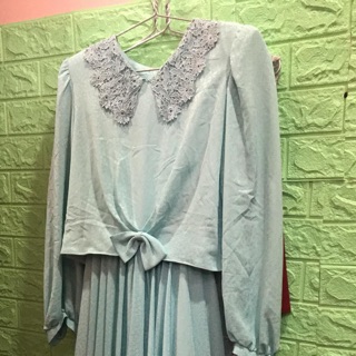 Đầm diễm lê