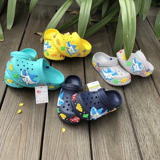 Dép sục cá mập siêu nhẹ cho các bé, dép sục chống trượt baby shark