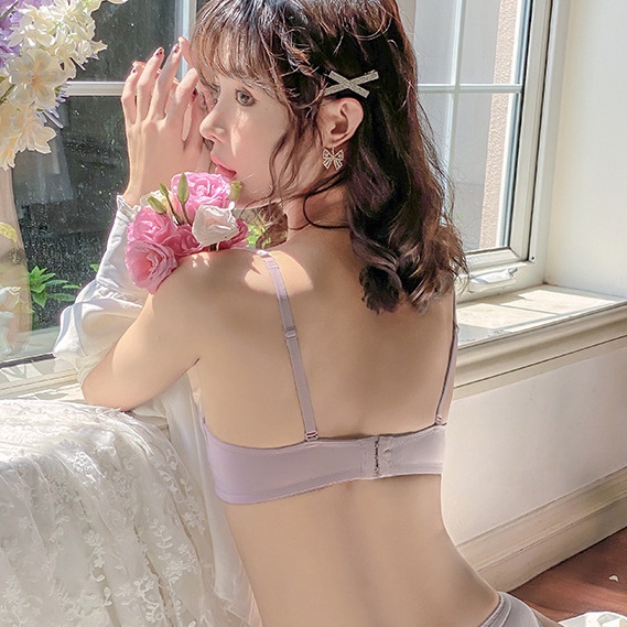 Áo Lót Ren Cổ Chữ V Khoét Sâu Gợi Cảm 32-38ab