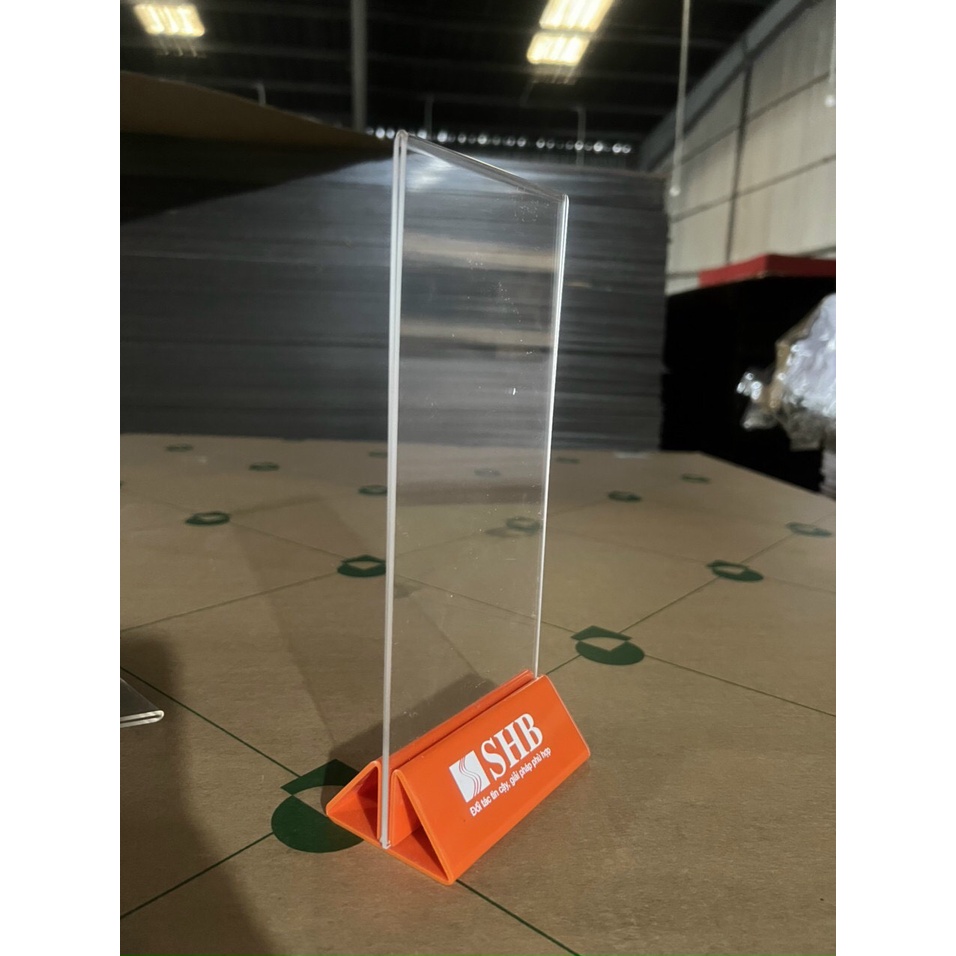 Standee Menu Mica A5 , đế tam  giác , đa dạng màu sắc