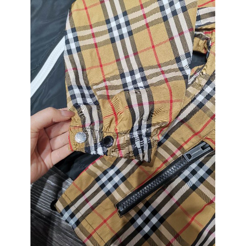 áo khoác thun áo gió nam có mũ dài tay cổ đứng thể thao năng động Burberry BBR