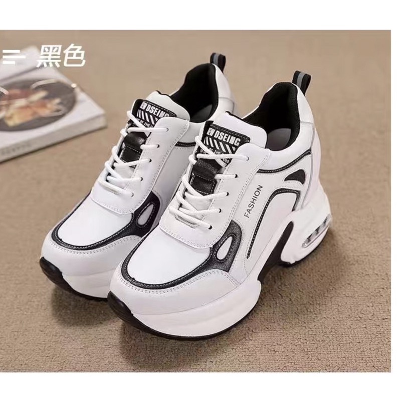 Giầy thể thao độn đế nữ