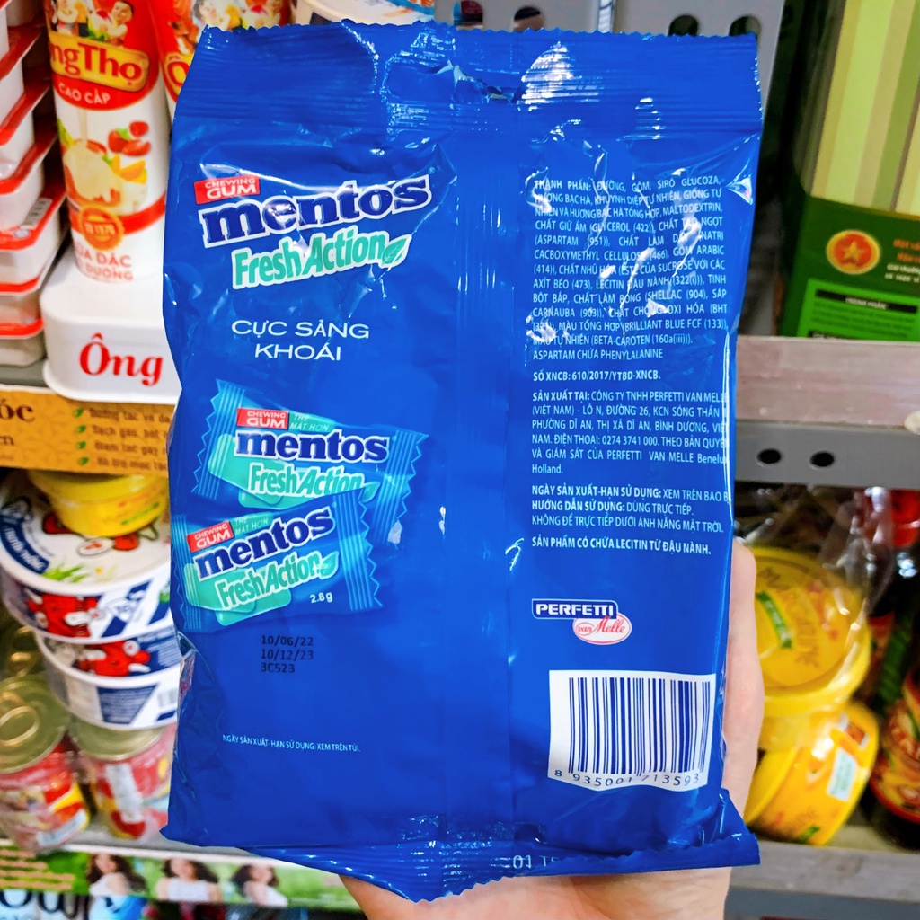 Kẹo Cao Su Bạc Hà Mentos Gói 112g