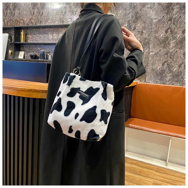 Túi xách tote học sinh lông bò sữa lông báo mềm mịn sang trọng thời trang