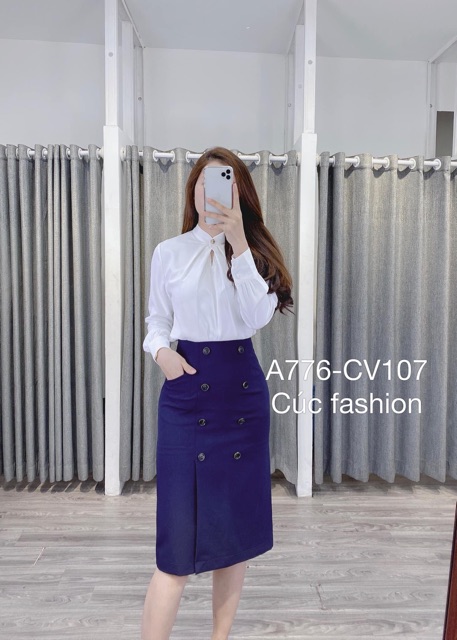 Chân váy chữ A công sở dài cúc to | BigBuy360 - bigbuy360.vn