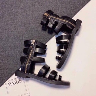 Sandal chiến binh xỏ ngón