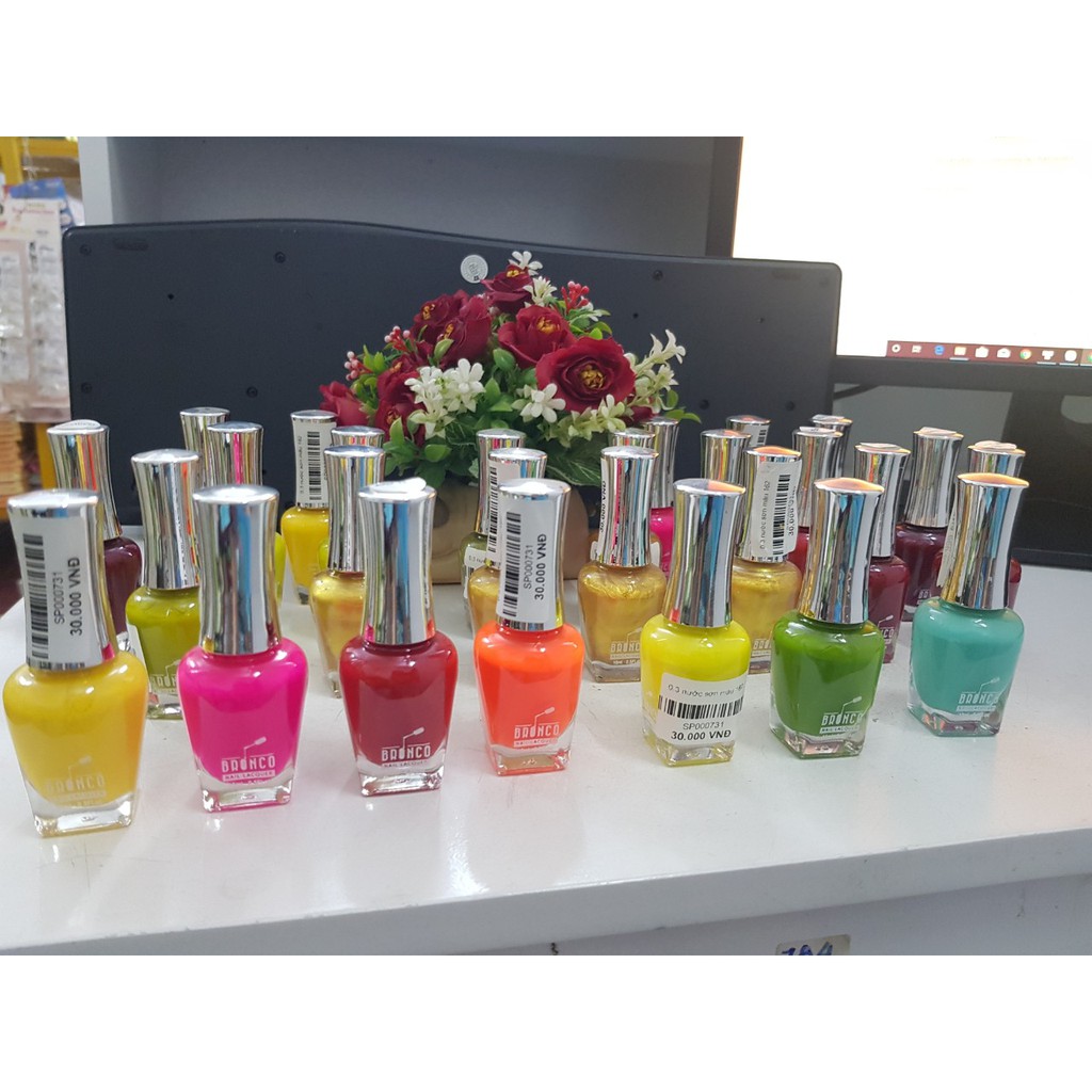 Sơn móng tay chân Bronco Nail Lacquer