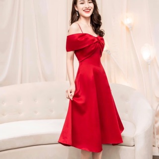 Đầm dự tiệc rớt vai