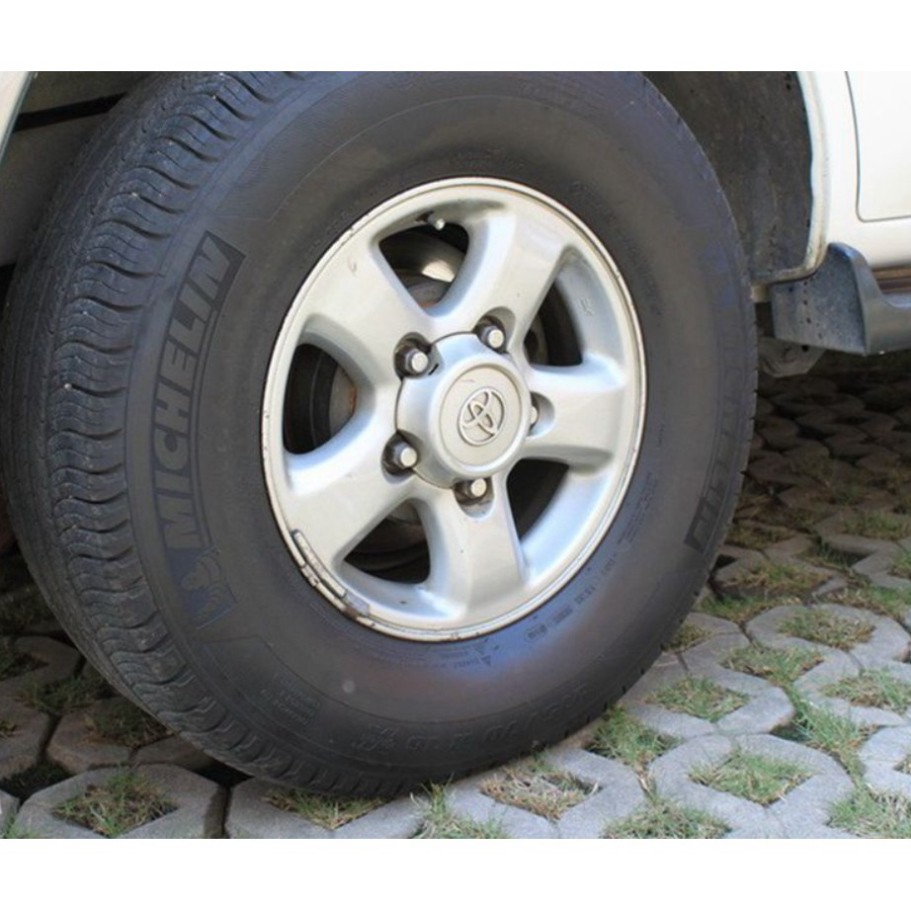 Sản Phẩm Logo chụp mâm, ốp lazang bánh sau xe ô tô TY-031 Toyota Land Cruiser 1998-2002 .