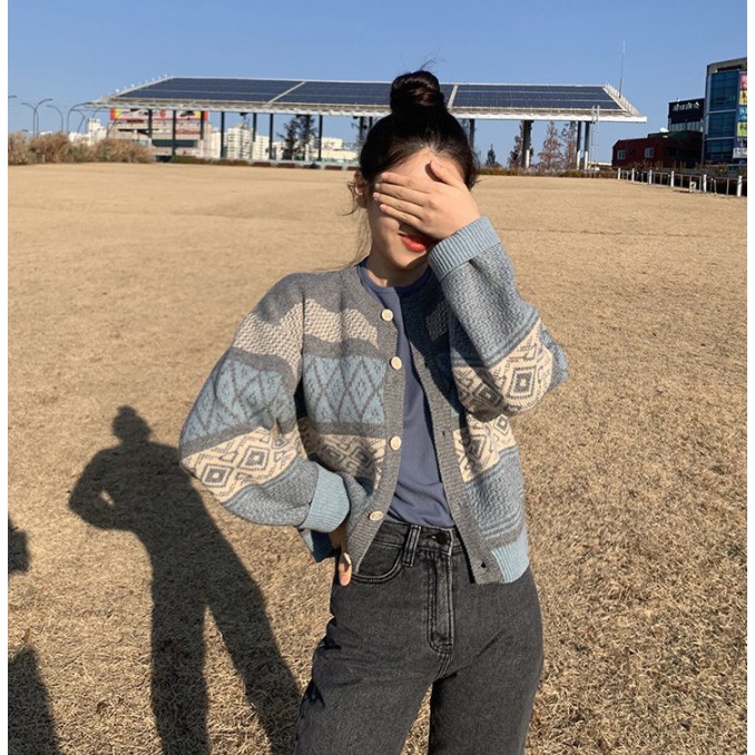 Áo khoác cardigan thiết kế dáng rộng thoải mái phong cách Hàn Quốc cho phái nữ | BigBuy360 - bigbuy360.vn