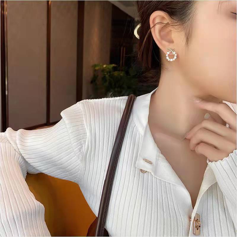 Đôi Bông Tai Ngọc Trai Thời Trang Cho Nữ