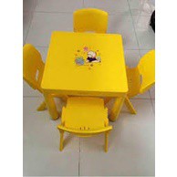 Bàn nhựa mẫu giáo cho bé bàn học sinh
