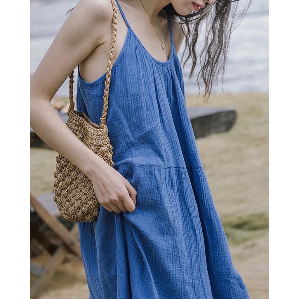 - Váy hai dây phong cách Vintage màu xanh Coban nổi bật, chất xô muslin mềm xốp nhẹ tênh