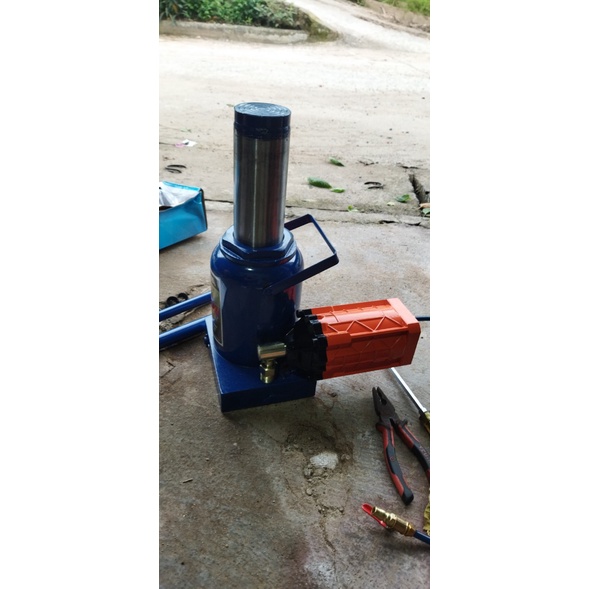 Kích hơi con đội nâng gầm xe ô tô