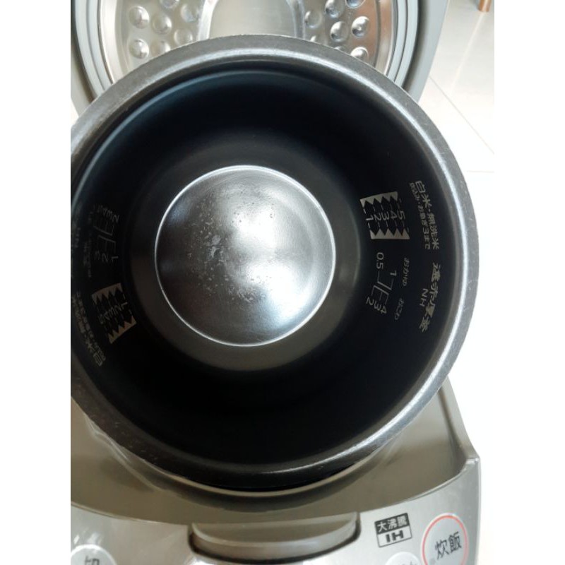 Nồi cơm điện nội địa Nhật cao tần bãi Mitsubisi 1L | BigBuy360 - bigbuy360.vn