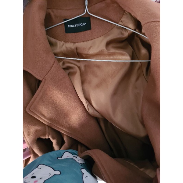 Pass áo dạ nâu tây