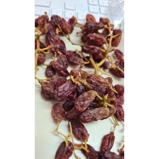 Nho đỏ chile còn cuống hũ 250g