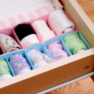 Hộp đựng đồ lót và tất 5 ngăn bằng nhựa màu giao ngẫu nhiên