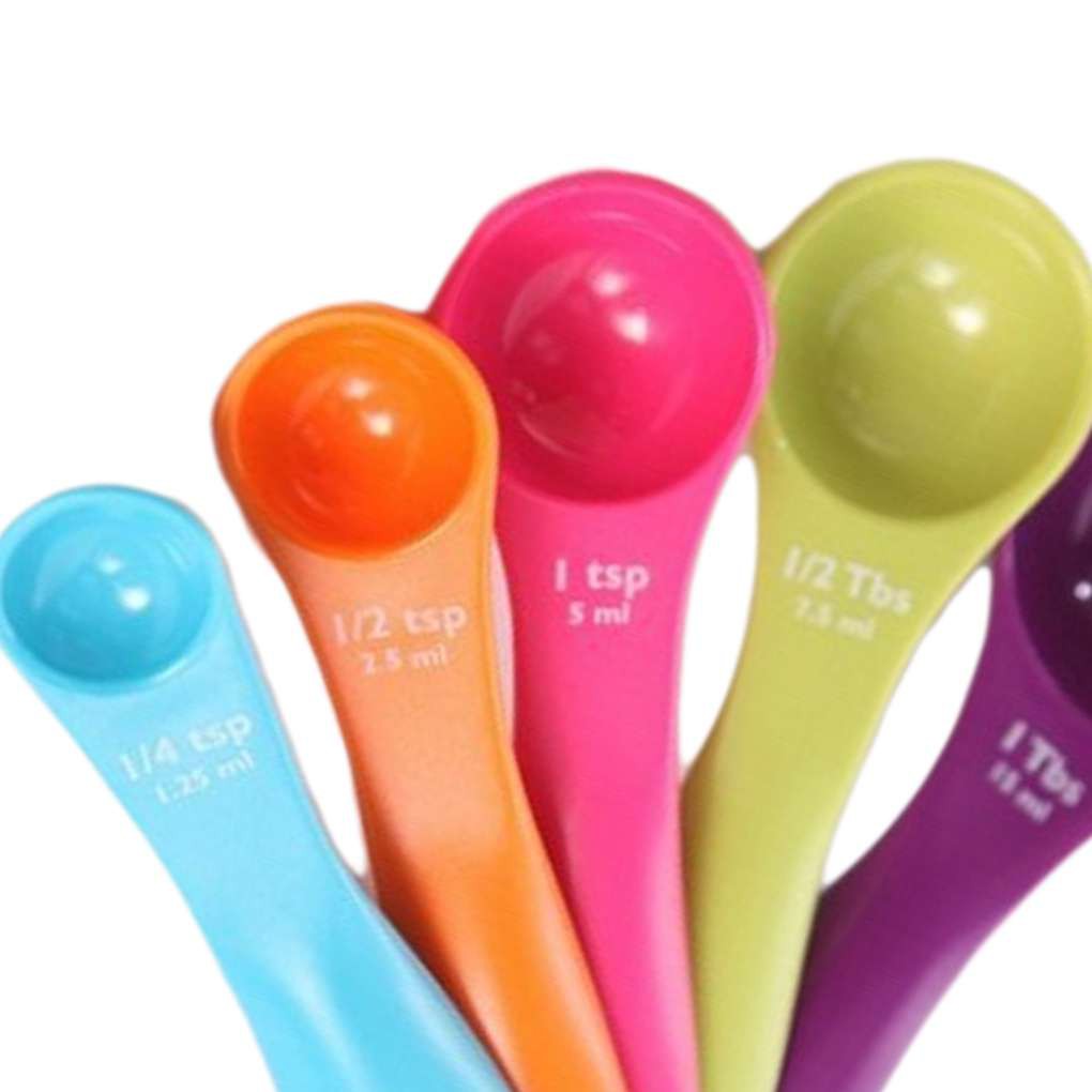 Set 5 Muỗng Đong Bằng Nhựa Nhiều Màu Sắc