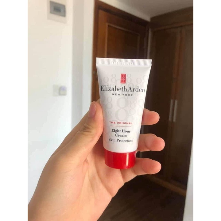 Son dưỡng môi Elizabeth Arden Eight Hour Cream Skin Protectant [Sarang Store]