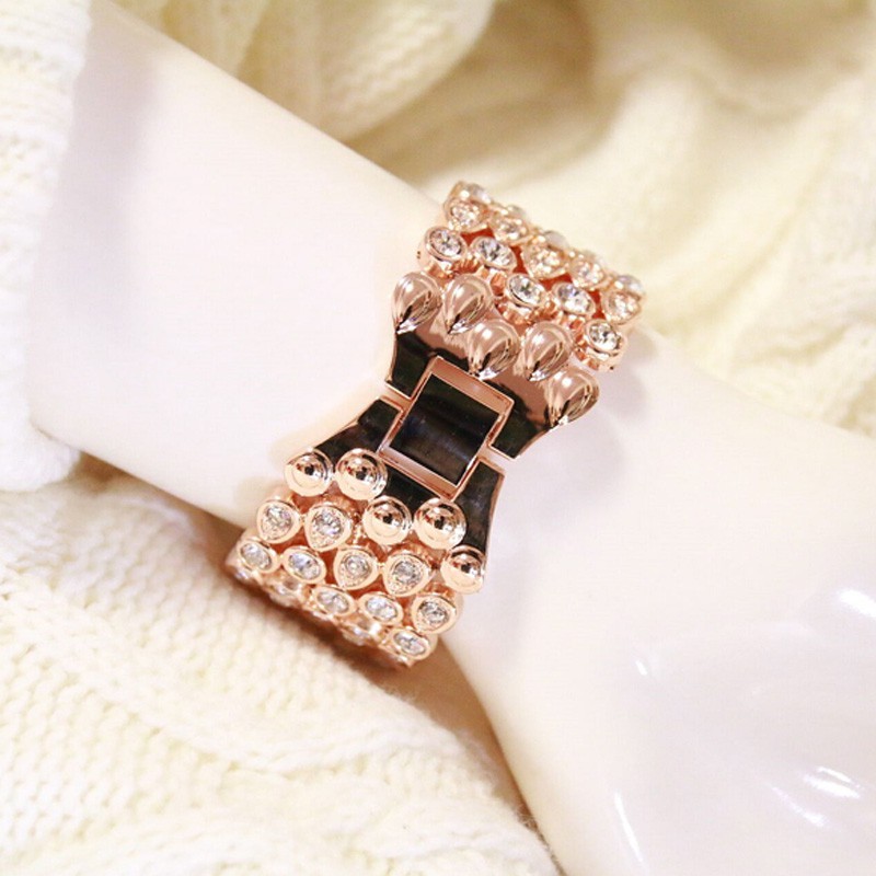 Vòng đeo tay nữ pha lê trang nhã