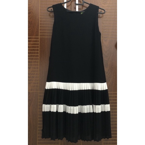 Đầm Labella size 2