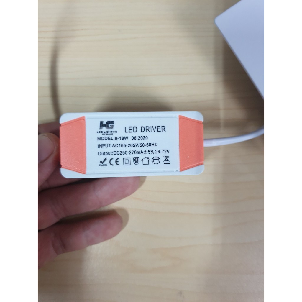 Đèn LED âm trần 12W Vuông Siêu Mỏng