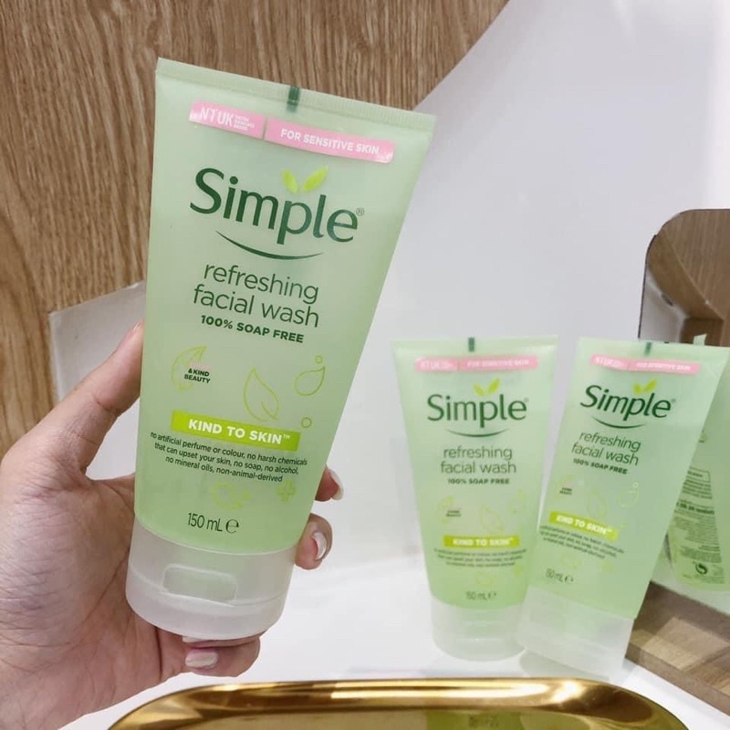 Sữa rửa mặt simple 150ml chính hãng