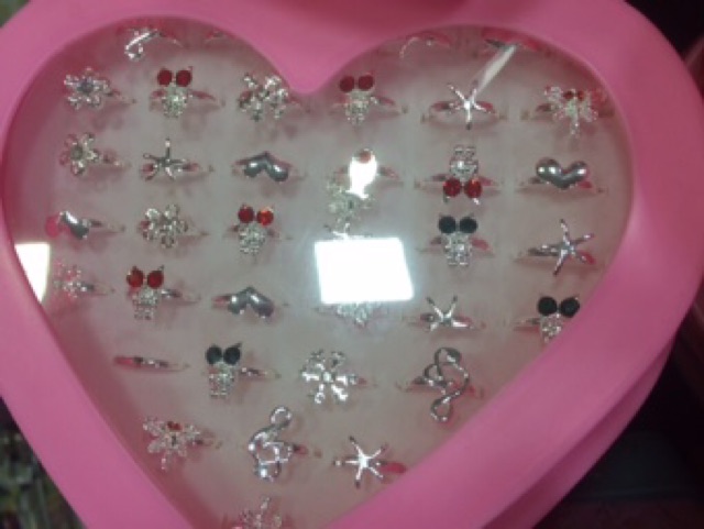 1 Hộp nhẫn cho bé