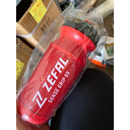 Bình nước Zefal đỏ