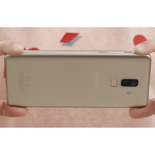Điện thoại Samsung Galaxy J8.