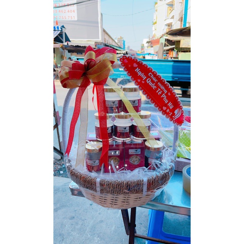 Giỏ quà yến lamnest 28% yến (7hủ)