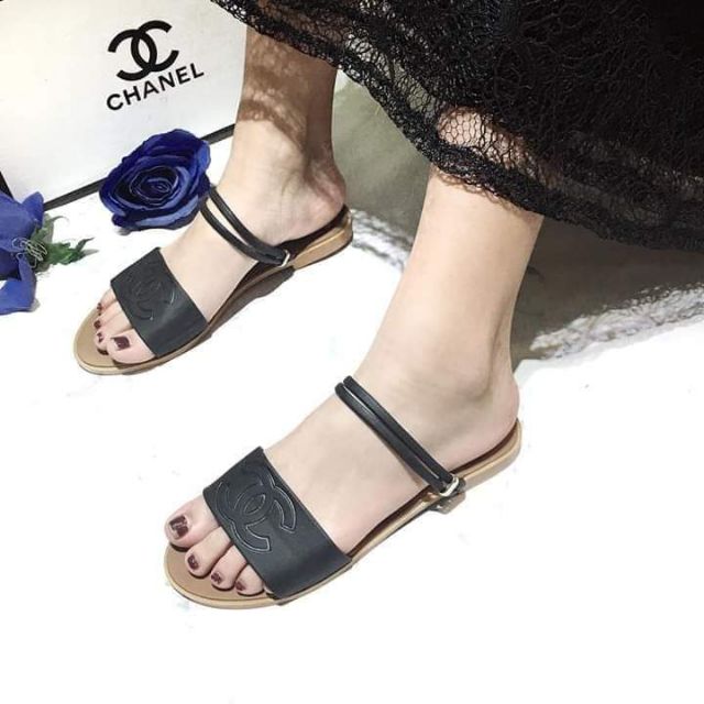 Sandal nữ ( xả kho)