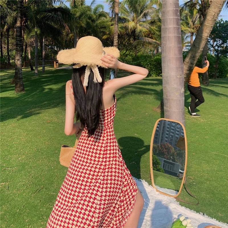 Đầm maxi caro 2 dây xẻ quyến rũ tà đen đỏ