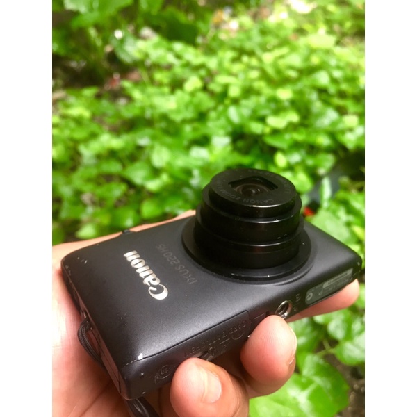 Máy ảnh kts Canon Ixus 220HS 12.1mp, zoom 5x, quay phim fulHD