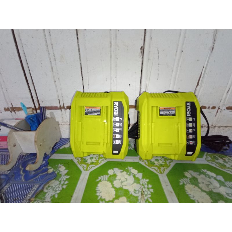 xạc ryobi 40v xạc nhanh