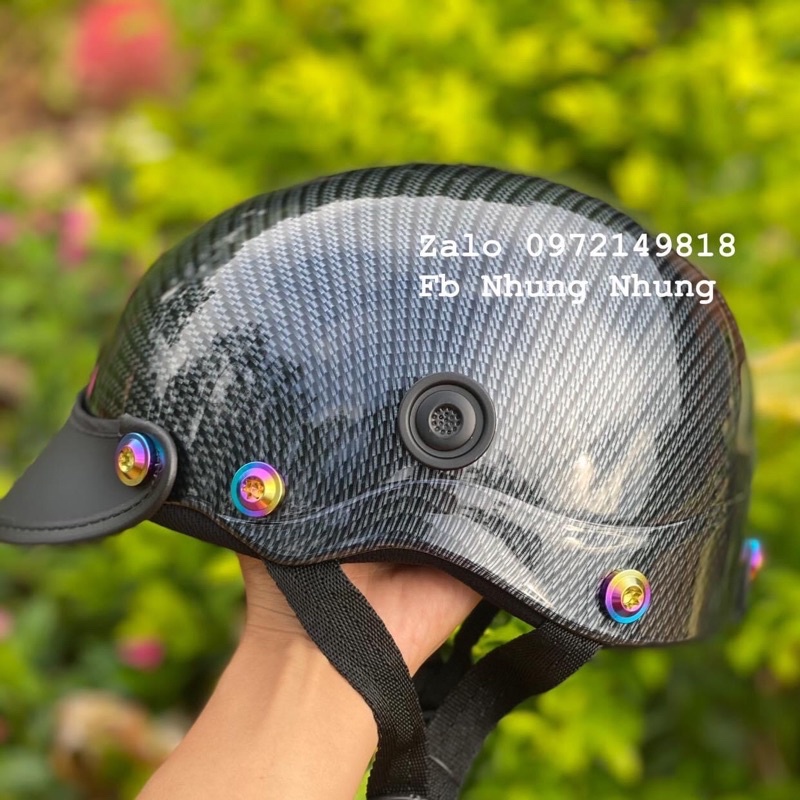Nón bảo hiểm nhúng carbon bóng gắn full ốc titan gr5 bảy màu cacbon - hàng chính hãng