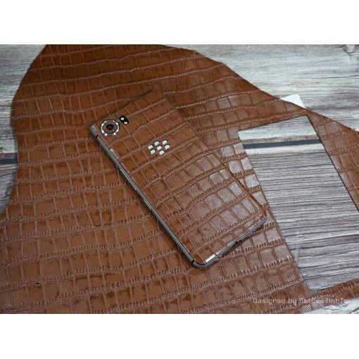 Skin dán da BlackBerry Keyone – dán da dập vân cá xấu màu nâu