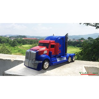 Ô Tô Biến Hình Optimus  Prime