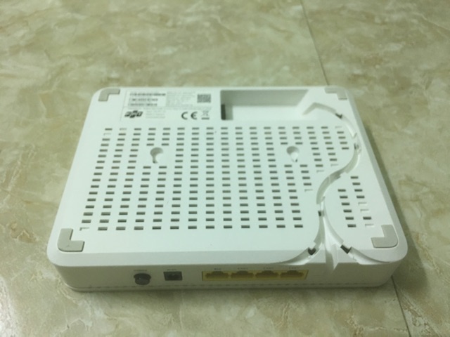 Hàng cũ : Modem quang FPT AC1000F dual band