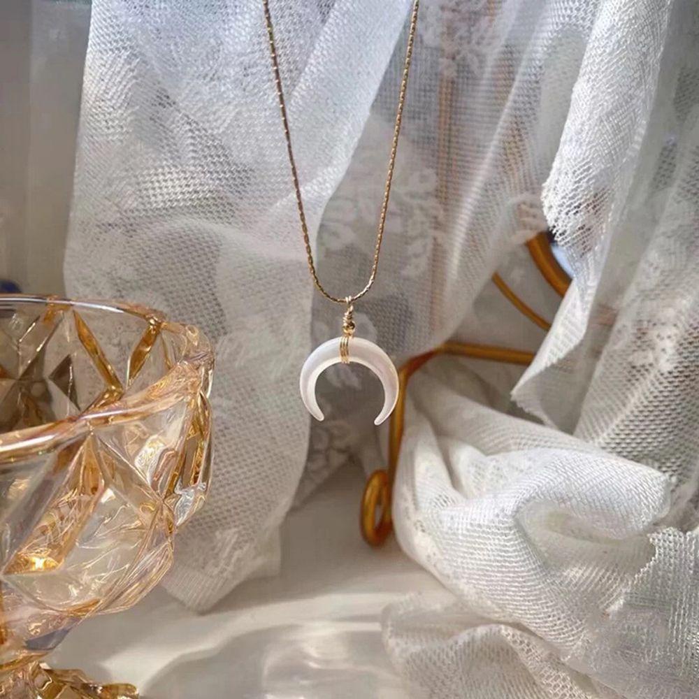 Vòng cổ Mặt Trăng Lưỡi Liềm Thời Trang Cho Nữ