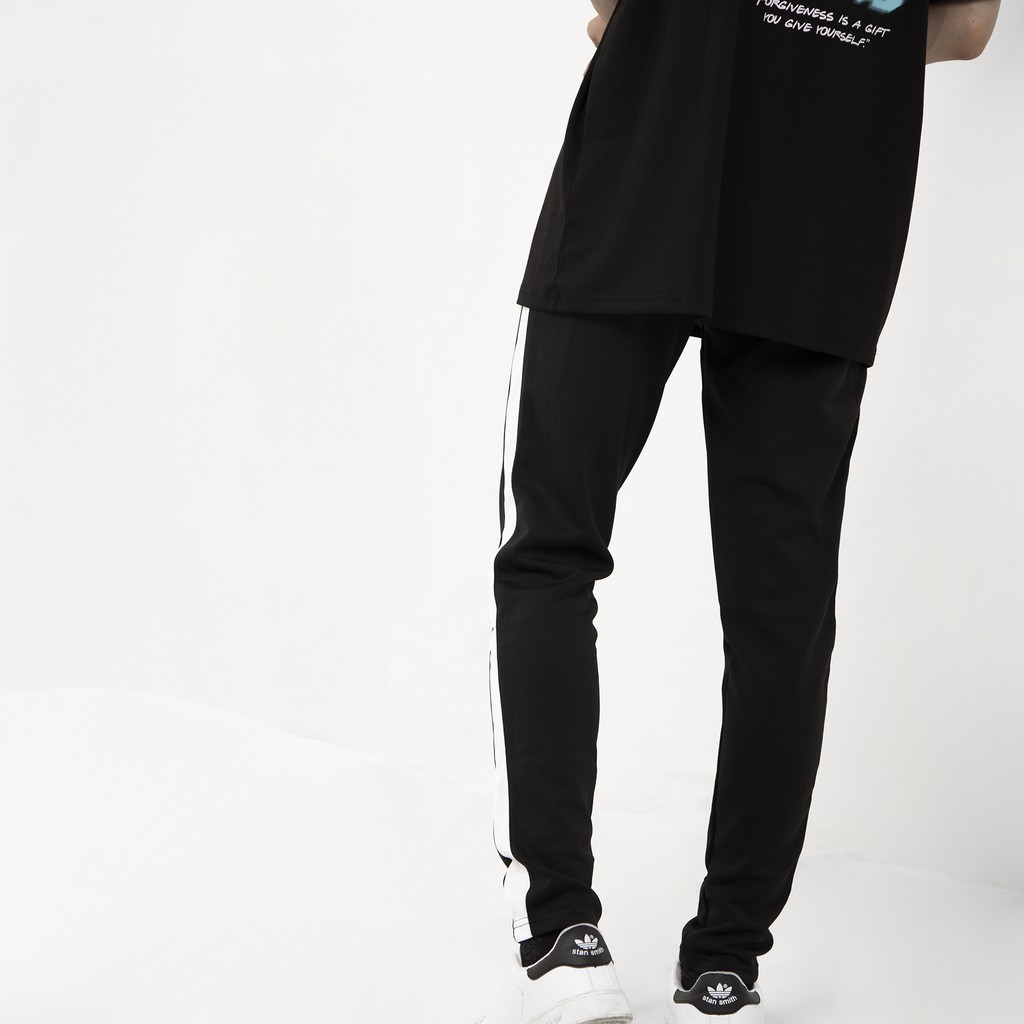 QUẦN SWEATPANTS MỘT SỌC MÀU ĐEN