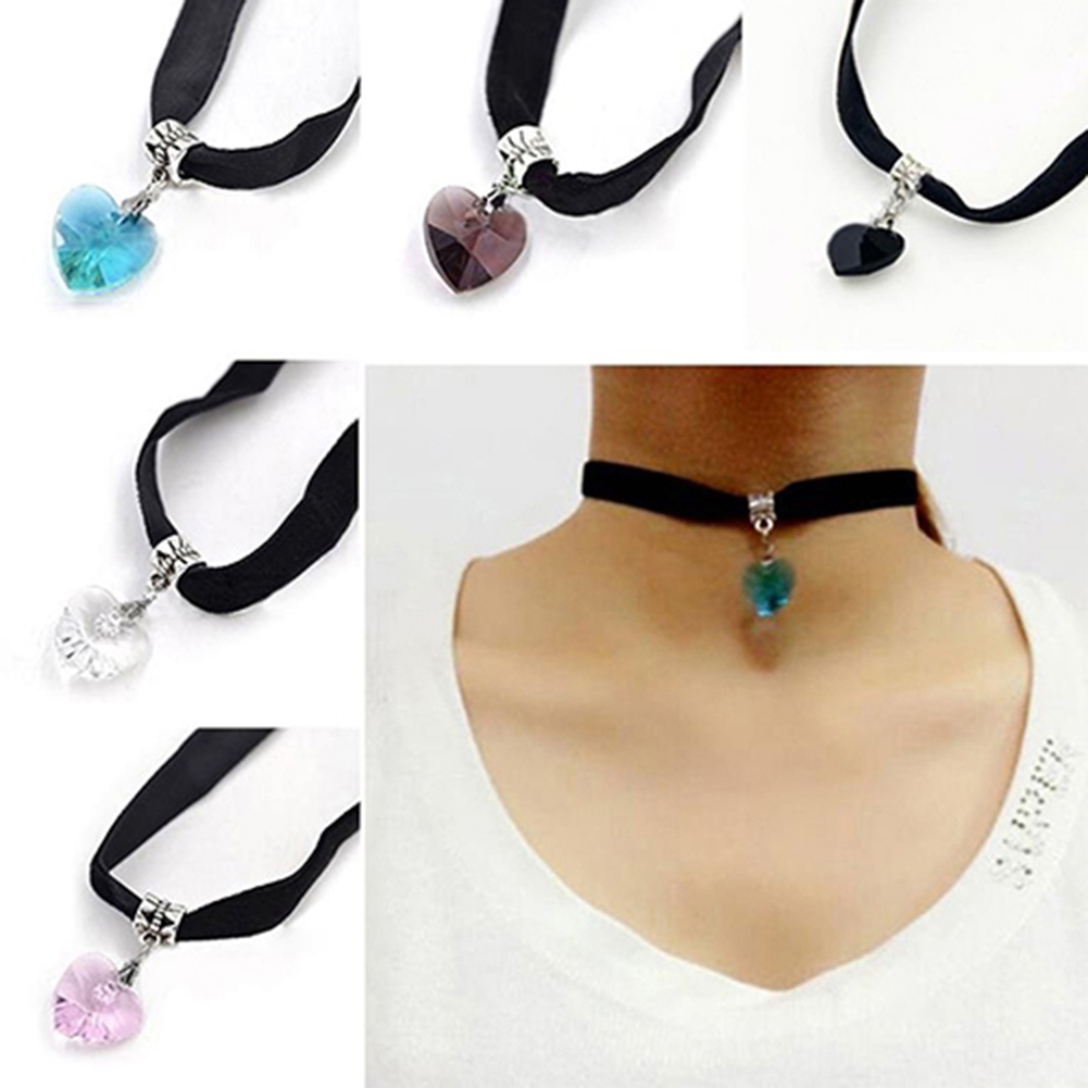 Vòng cổ nhung choker mặt hình tim gothic sang trọng quý phái dành cho nữ