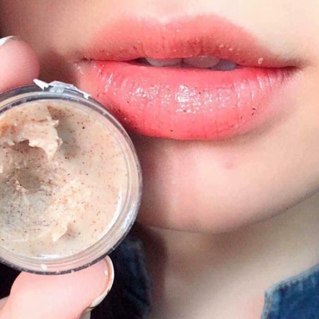 Tẩy tế bào chết môi Beauty Treats | BigBuy360 - bigbuy360.vn