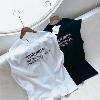 Áo tanktop Feelings đen trắng