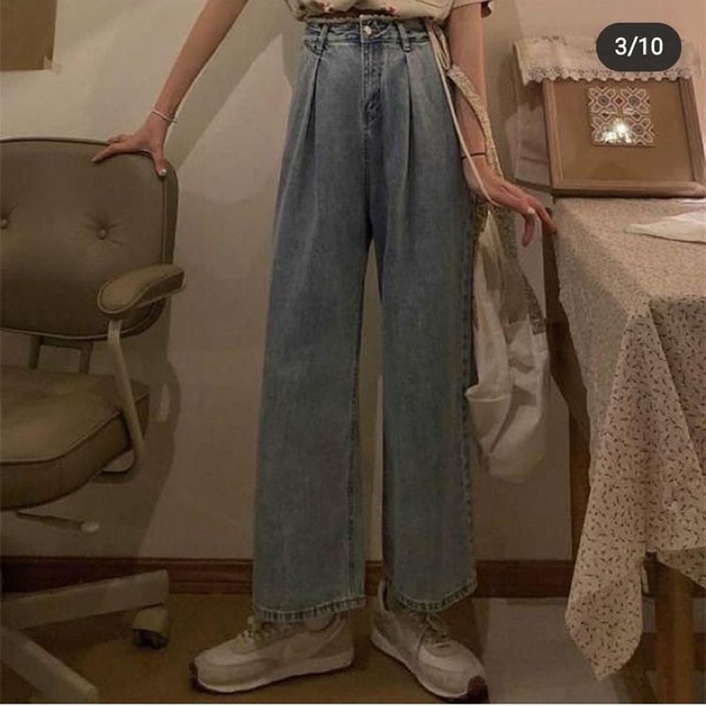 Quần jeans viền ren