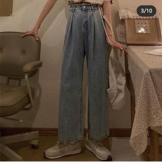 Quần jeans viền ren