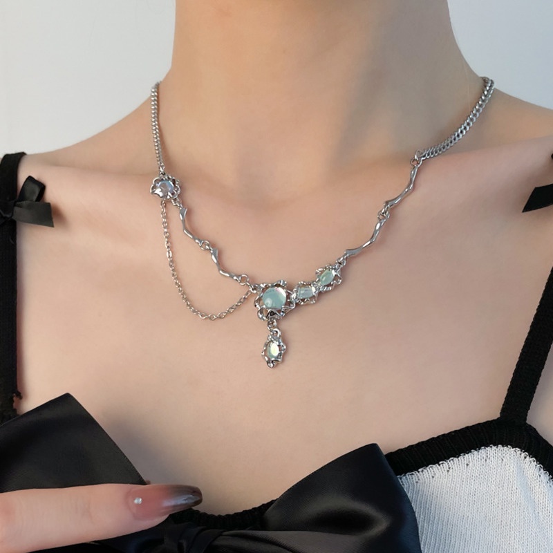 Vòng cổ Mặt Đá Mặt Trăng Hình Giọt Nước Phong Cách Harajuku Hiphop